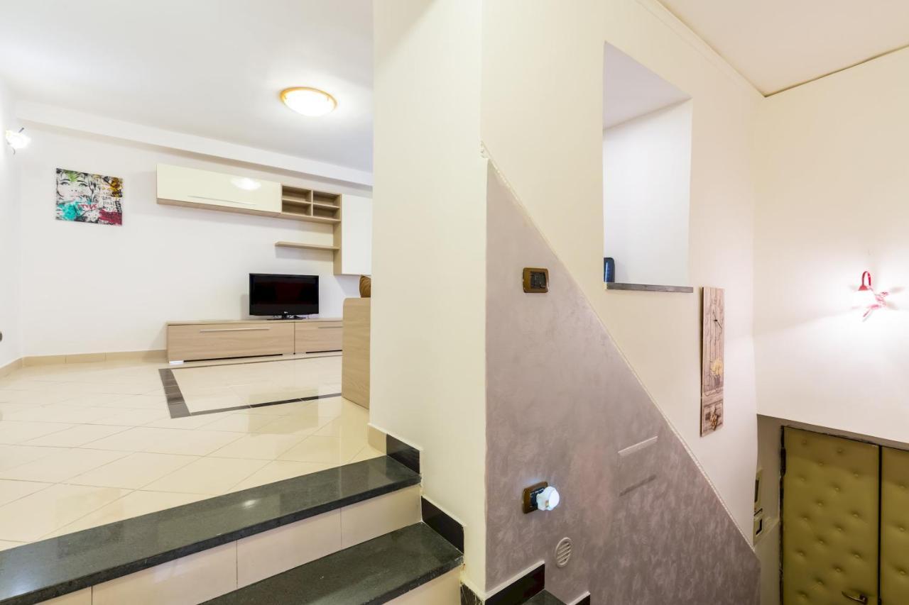 Qs1 - Indipendent Flat In Center Apartamento Nápoles Exterior foto