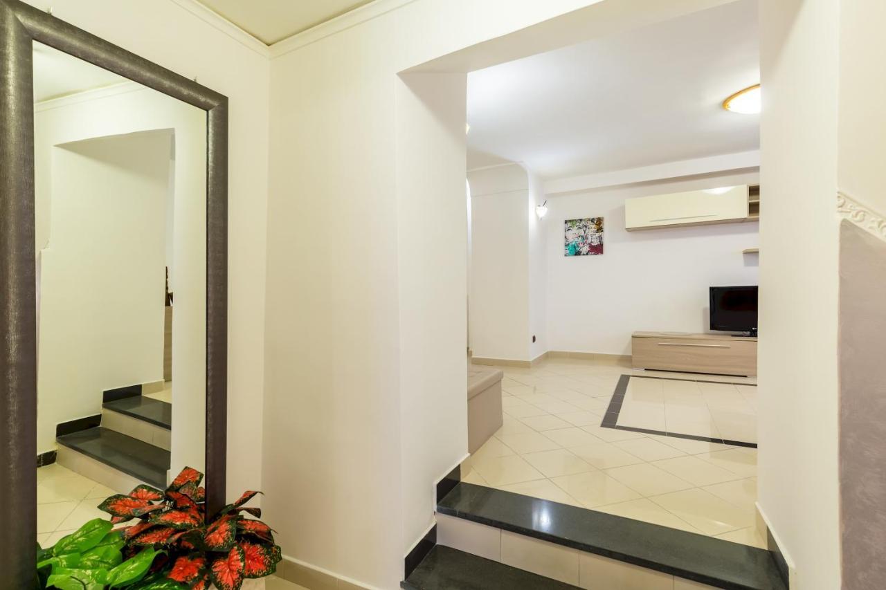 Qs1 - Indipendent Flat In Center Apartamento Nápoles Exterior foto